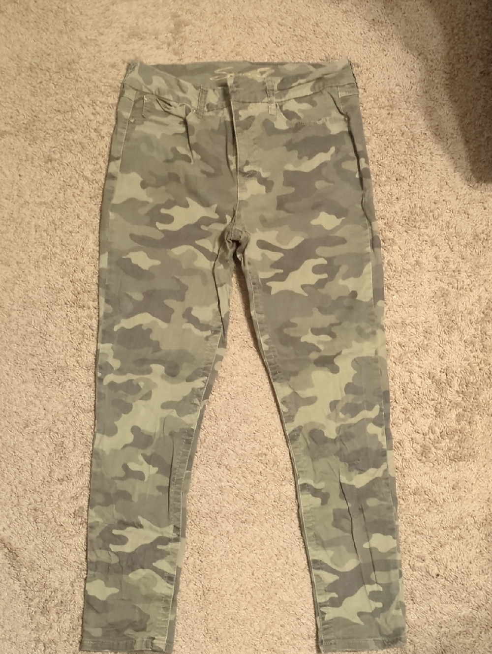 Seven7 Girls' Olive Camo Skinny Jeans